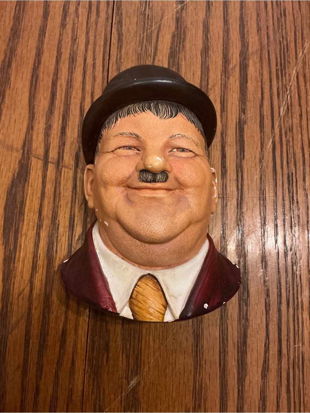 Oliver Hardy Chalkware Head by Legend Products 1984 Made in England